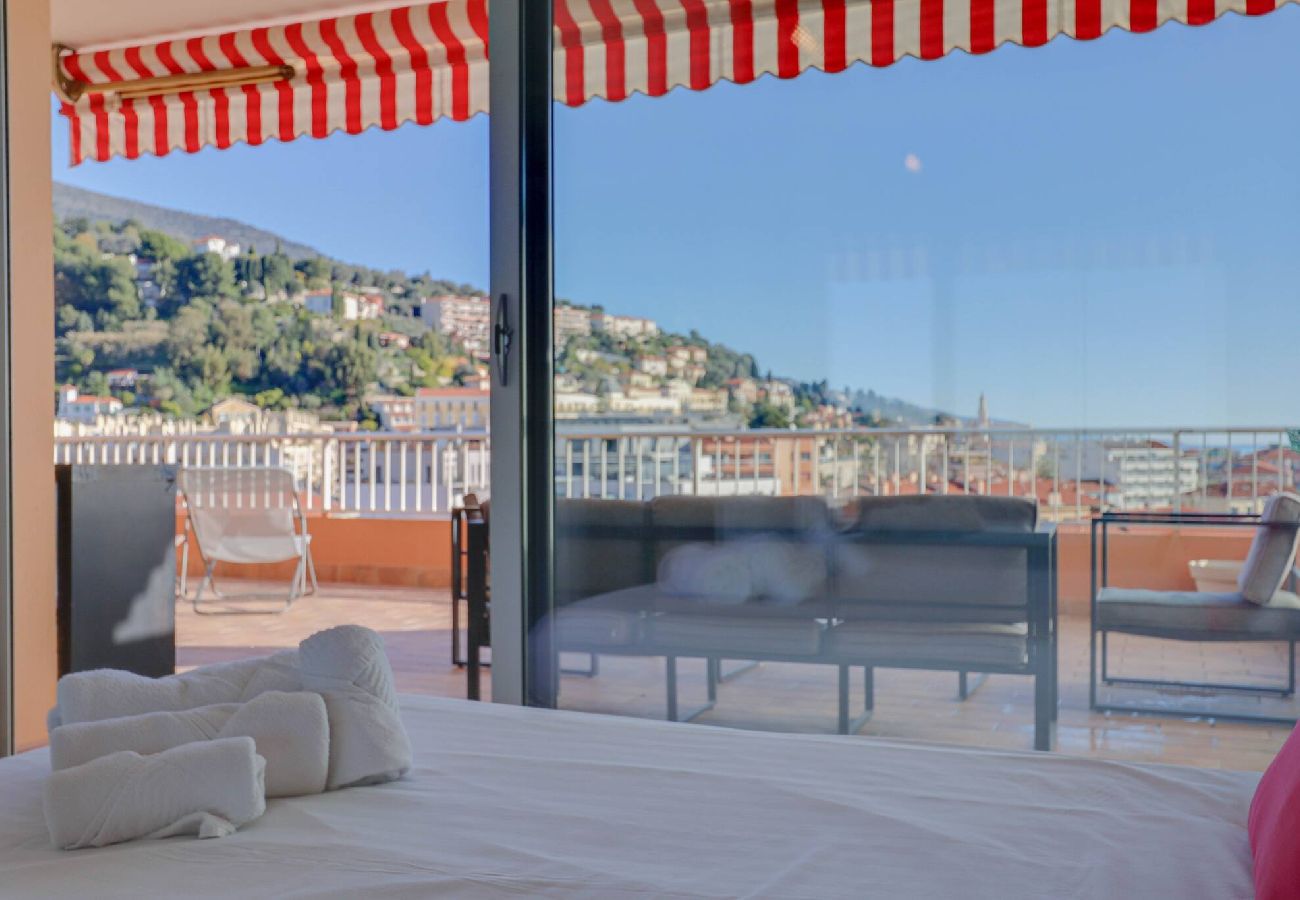 Apartment in Menton - 47-L'Alicanteproche gare, terrasse, vue mer