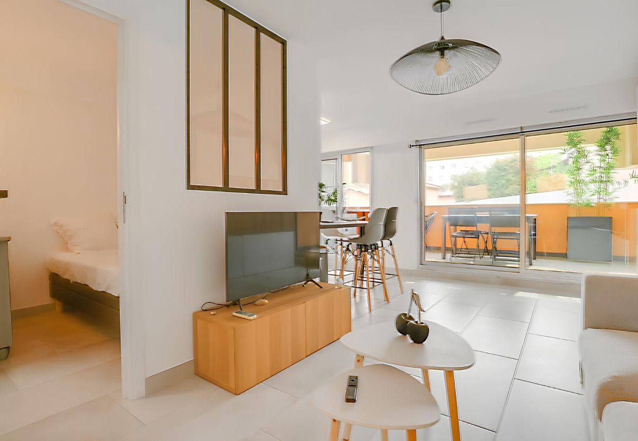 Apartment in Menton - 67- Le méditerranée