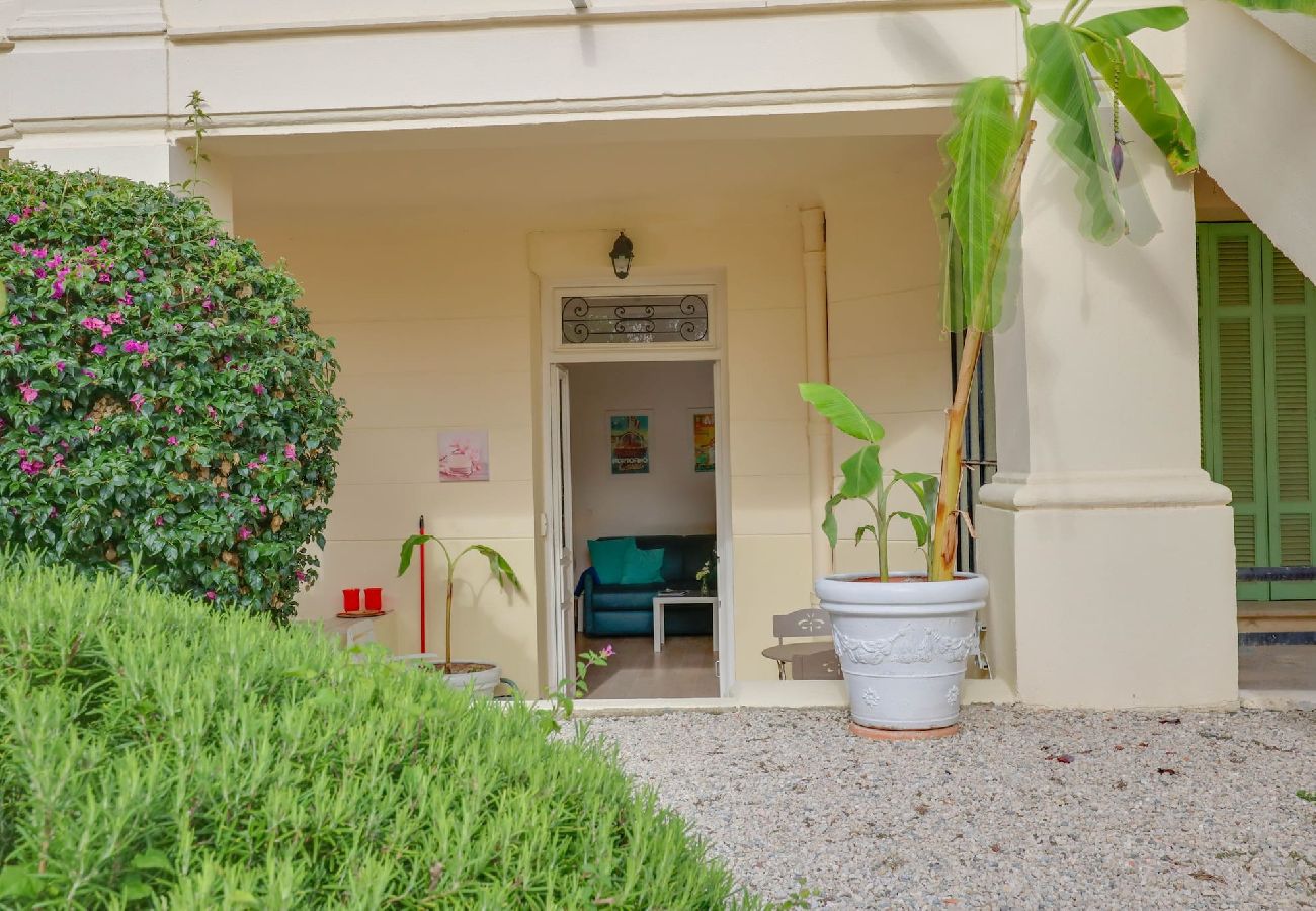 Apartment in Menton - 71-Garavan Palace