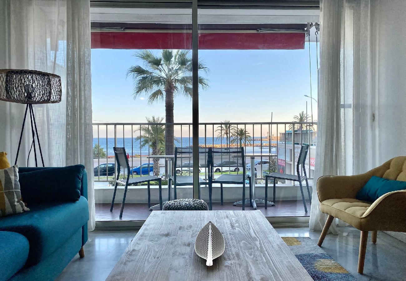 Apartment in Menton - 55-Le rêve éveillé, vue mer, garage 38