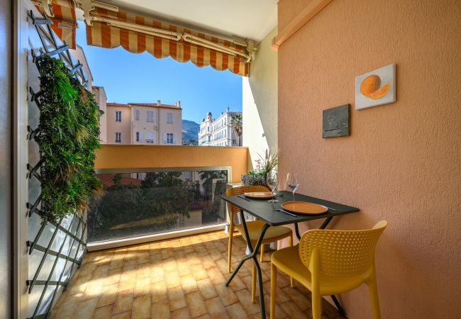  in Menton - 72-Charmant studio Plein centre, Calme, Terrasse