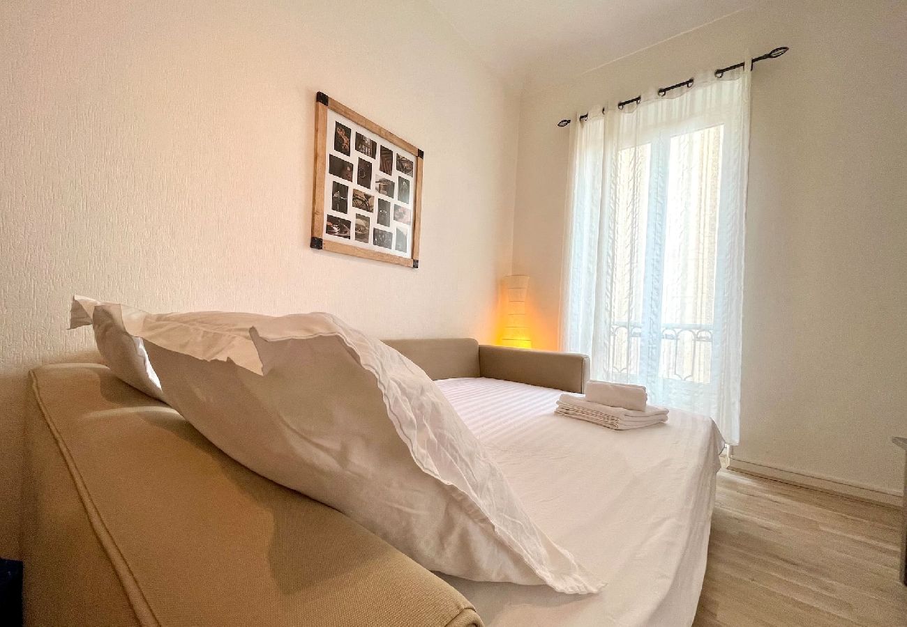 Apartment in Menton - 45- Villa Coquette