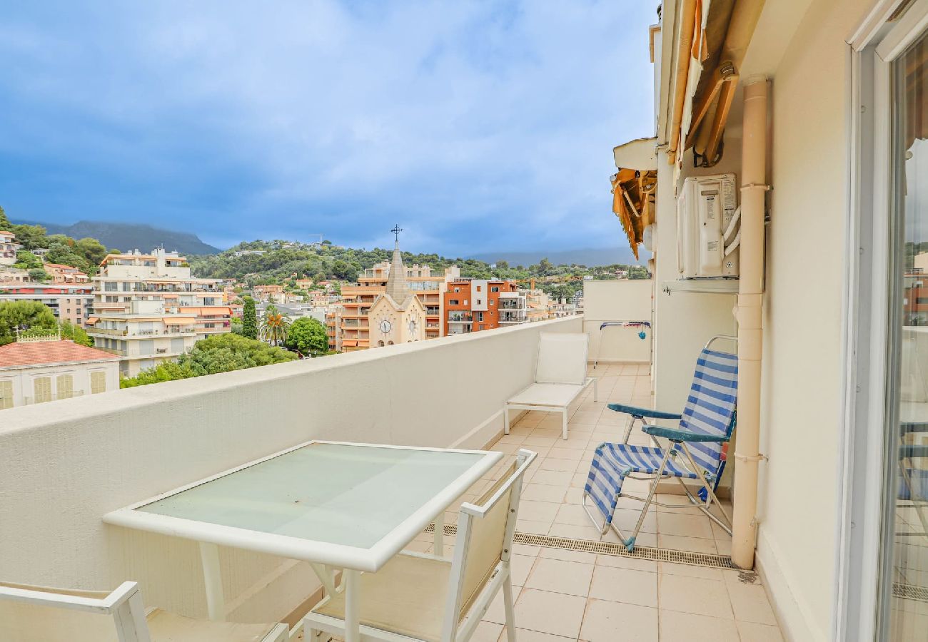 Studio in Roquebrune-Cap-Martin - 4-Cosy studio, proche Plage et Gare, vue Montagne