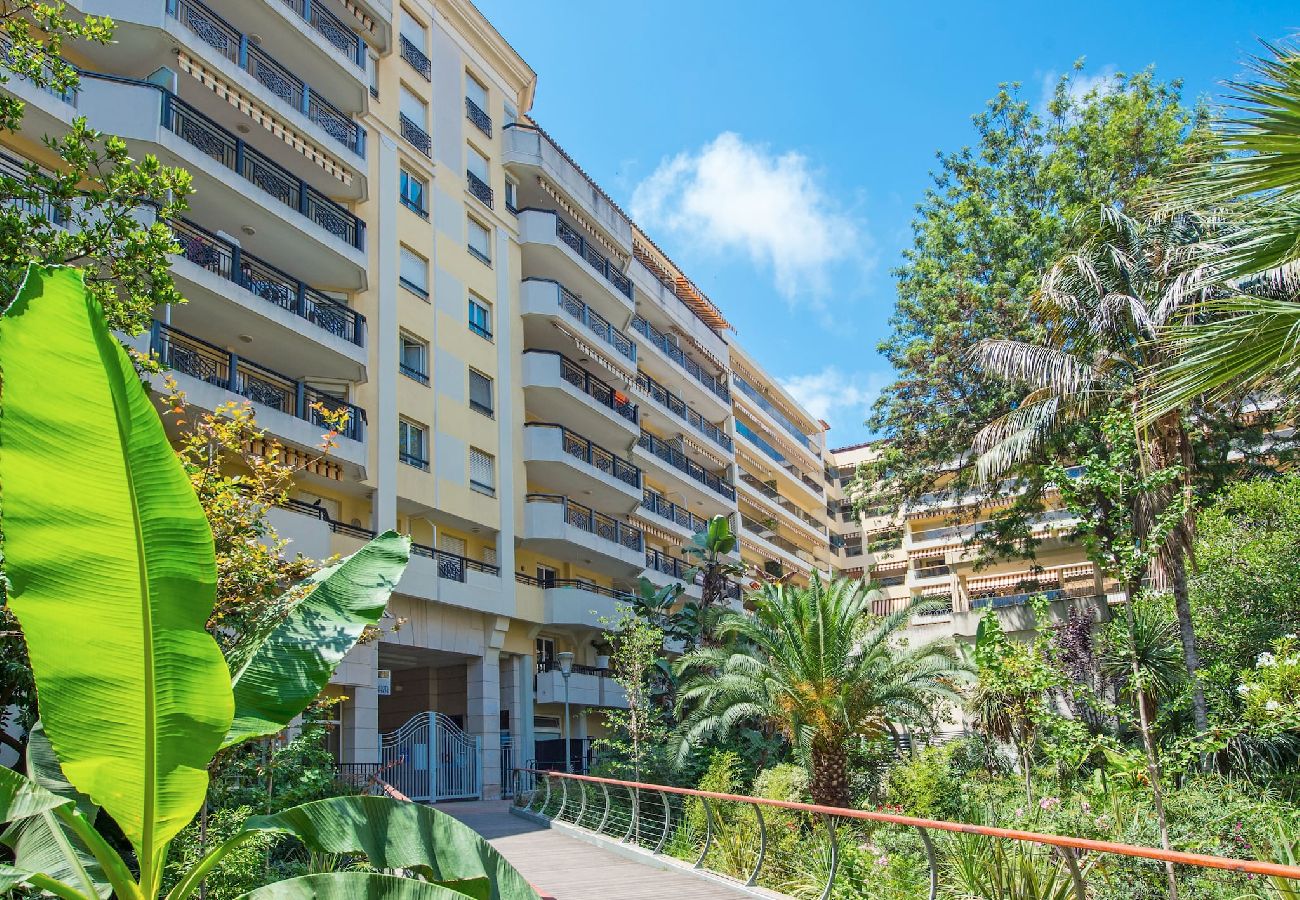 Apartment in Menton - 69- Daturas (scaglione)