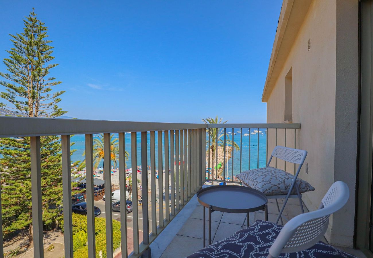 Apartment in Roquebrune-Cap-Martin - 50- Madame Bleu