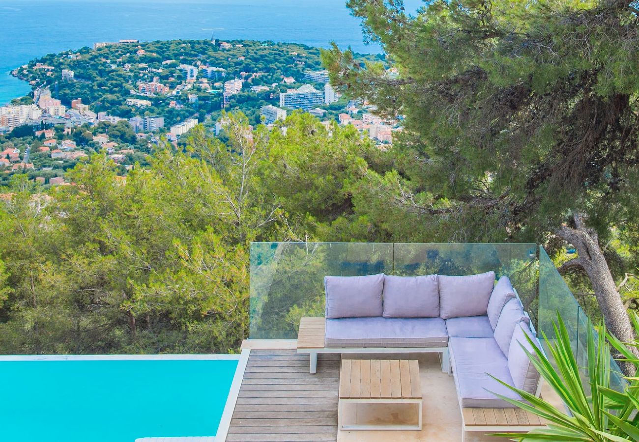 Villa in Roquebrune-Cap-Martin - 75-Villa piscine, magnifique vue mer, près de Mona