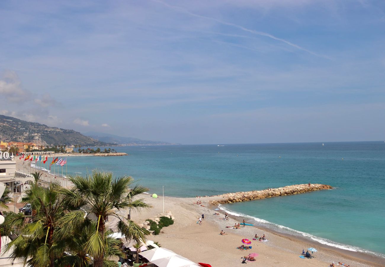 Appartement à Menton - 70-2 pièces plein Centre, Terrasse, Parking