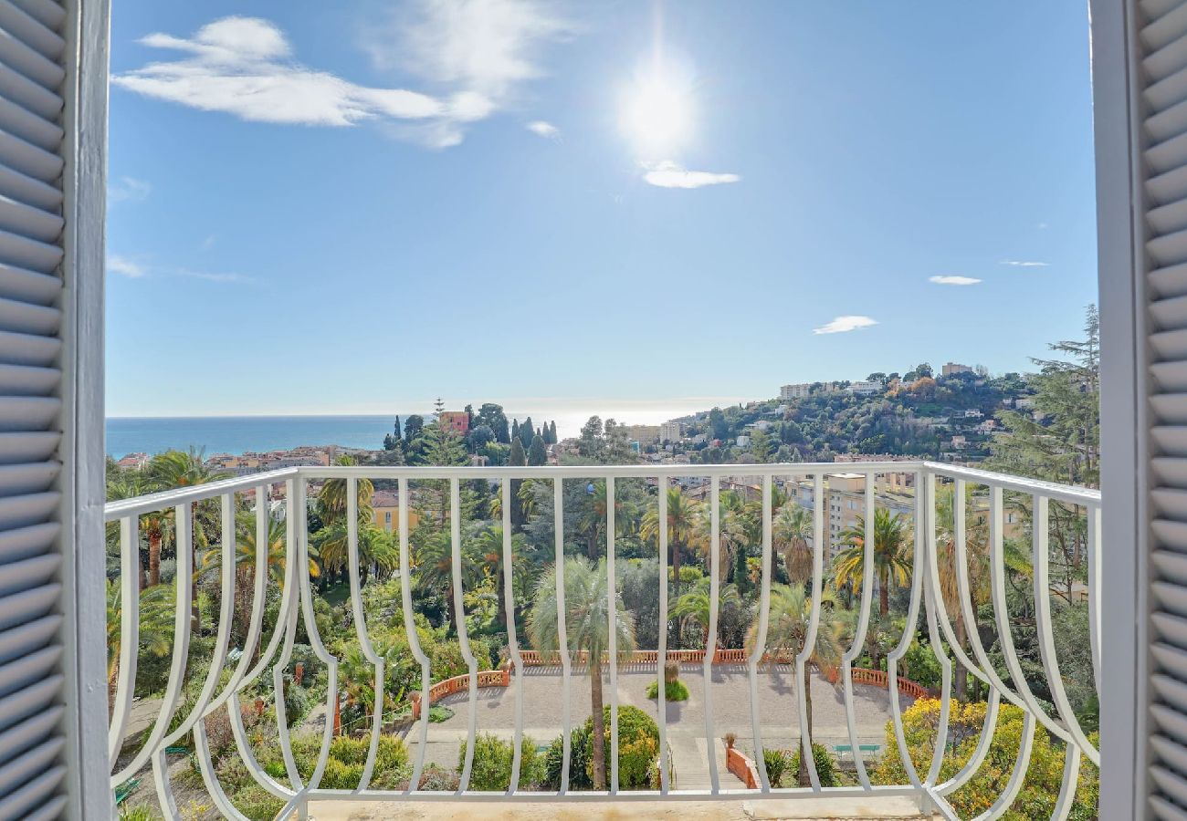 Appartement à Menton - 1- Le Riviera Palace