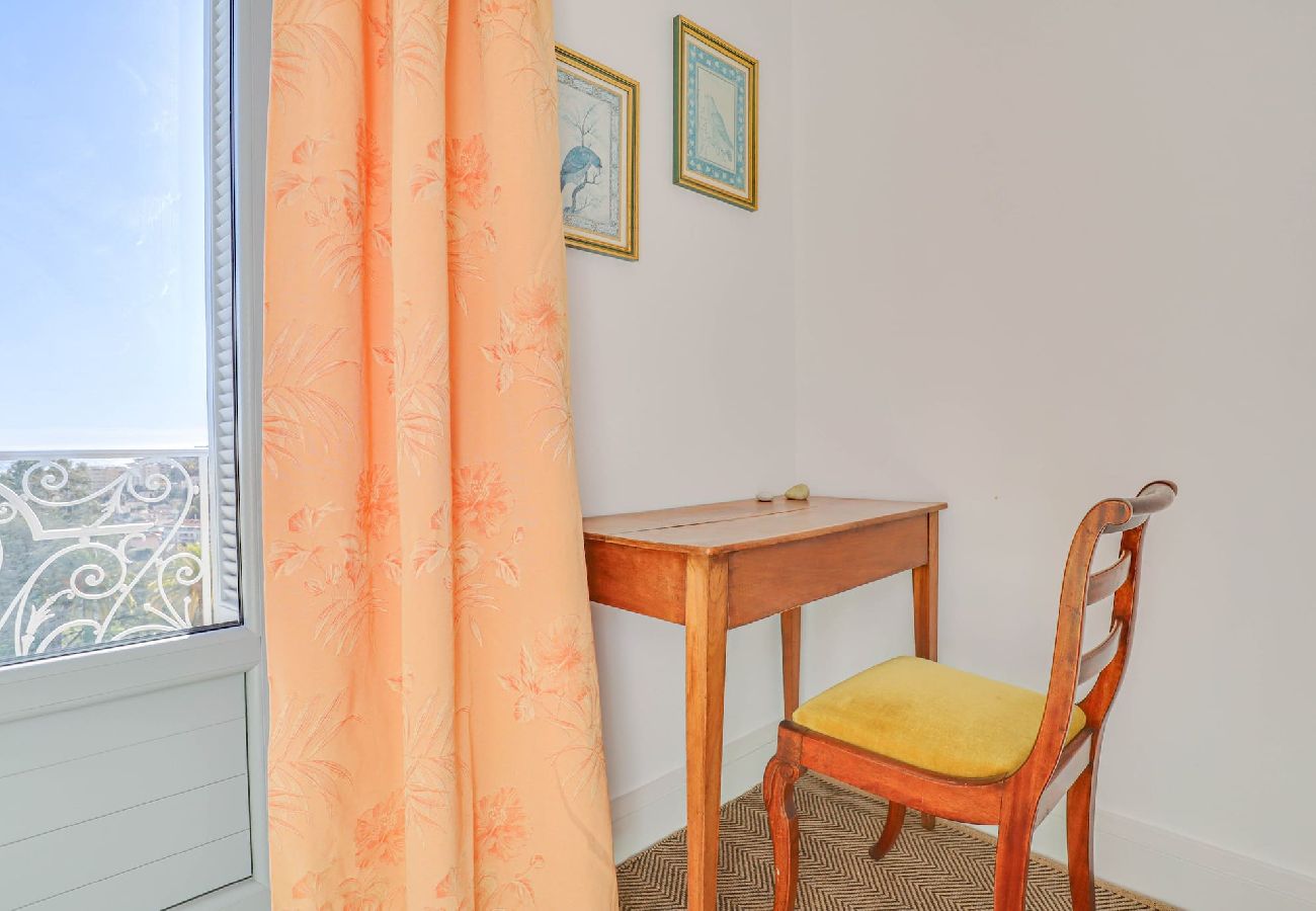 Appartement à Menton - 1- Le Riviera Palace