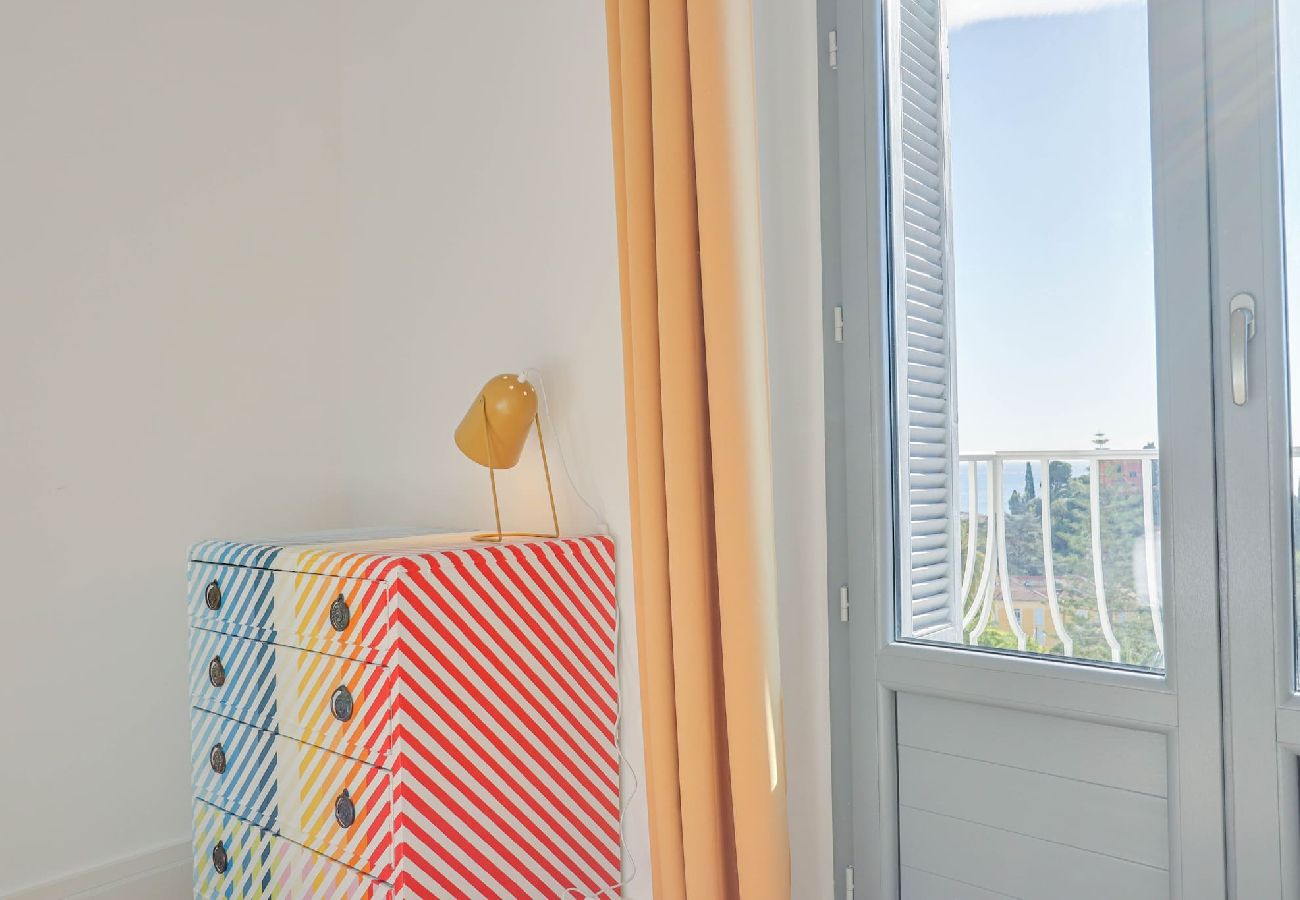 Appartement à Menton - 1- Le Riviera Palace