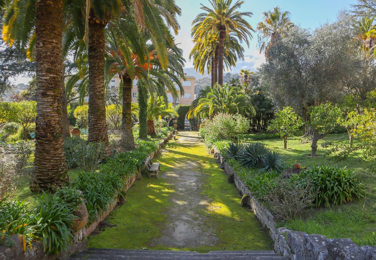 Appartement à Menton - 1- Le Riviera Palace